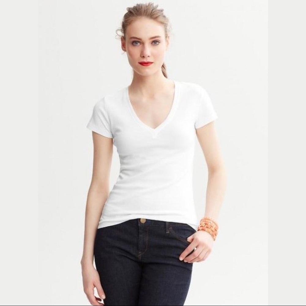 Banana Republic Short Sleeve V-neck T-shirt XS